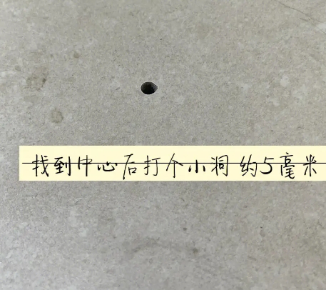 沿滩瓷砖空鼓维修公司专业解答在瓷砖铺贴过程中，如果砂料搅拌不均匀，将会带来以下问题